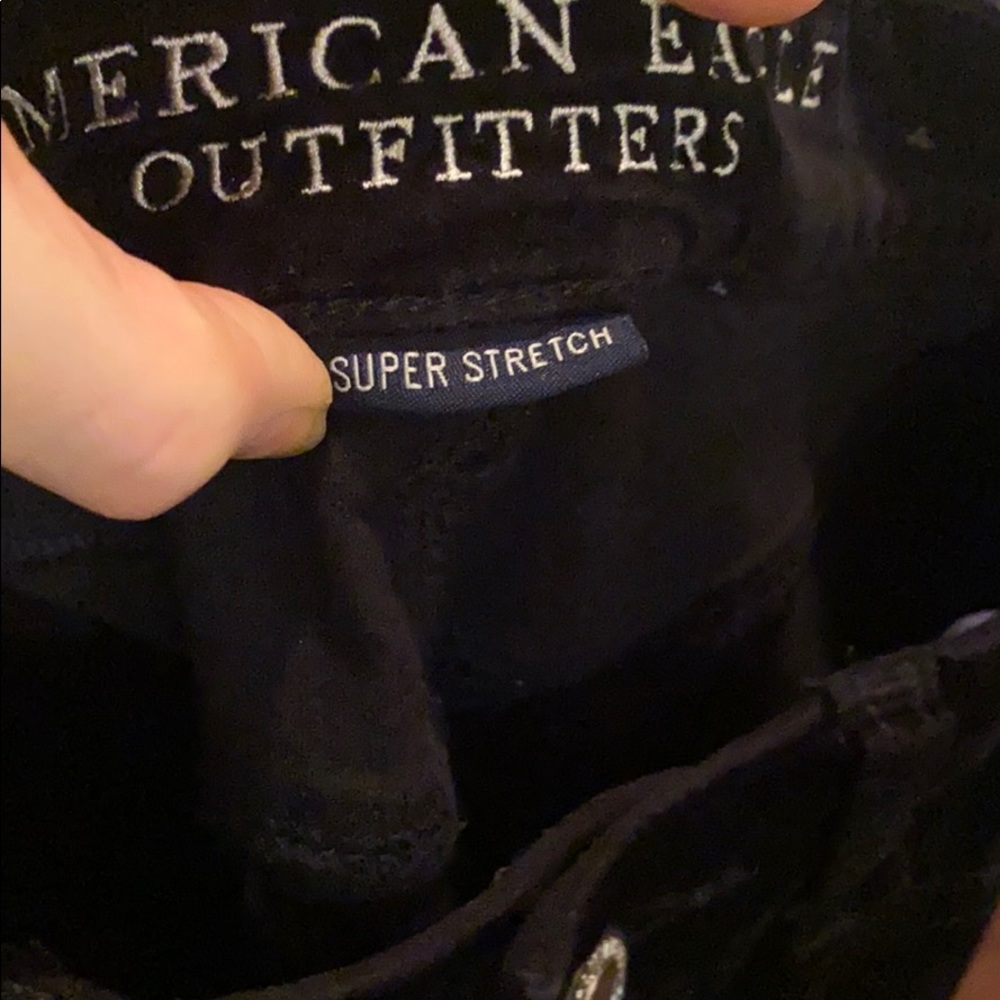 American Eagle 🦅 Outfitters stretch velvet jeans - Picture 3 of 5